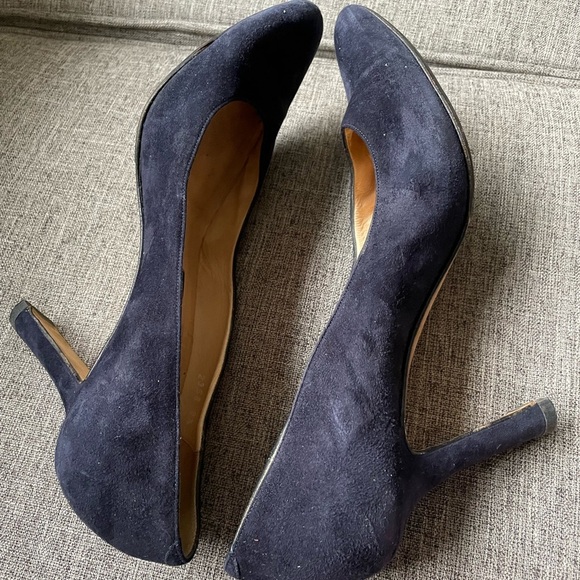 Donna Karan Blue suede upper pumps with Vibram sole 8.5 - Picture 6 of 7